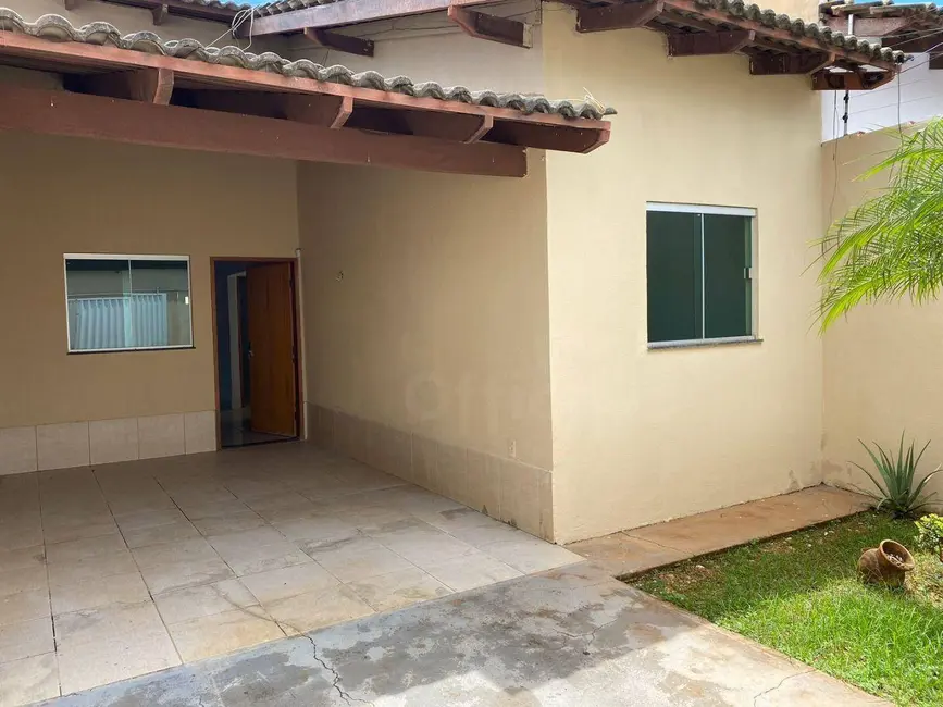 Foto 1 de Casa com 2 quartos à venda, 150m2 em Residencial Flor do Cerrado, Anapolis - GO