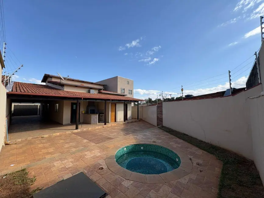 Foto 1 de Casa com 3 quartos à venda, 345m2 em Boa Vista, Anapolis - GO