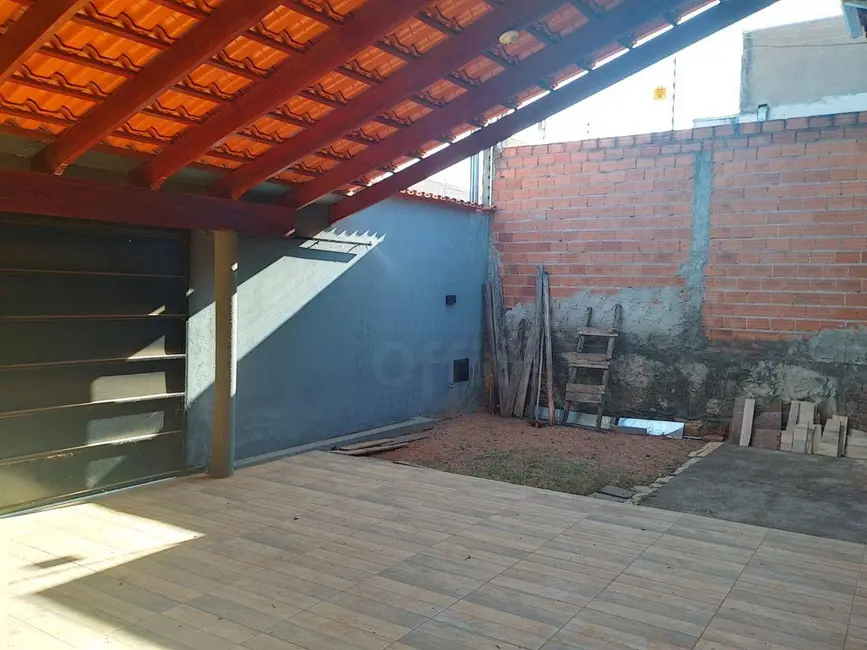 Casa com 3 quartos à venda, 200m2 em Jardim Itália, Anapolis - GO - imagem 4 Foto 4 de Casa com 3 quartos à venda, 200m2 em Jardim Itália, Anapolis - GO