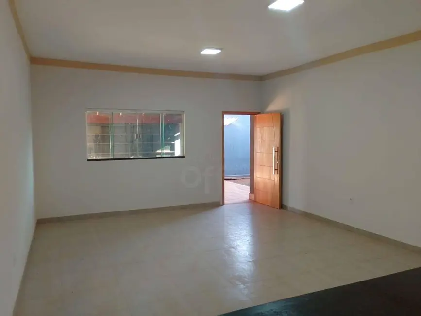 Casa com 3 quartos à venda, 200m2 em Jardim Itália, Anapolis - GO - imagem 5 Foto 5 de Casa com 3 quartos à venda, 200m2 em Jardim Itália, Anapolis - GO