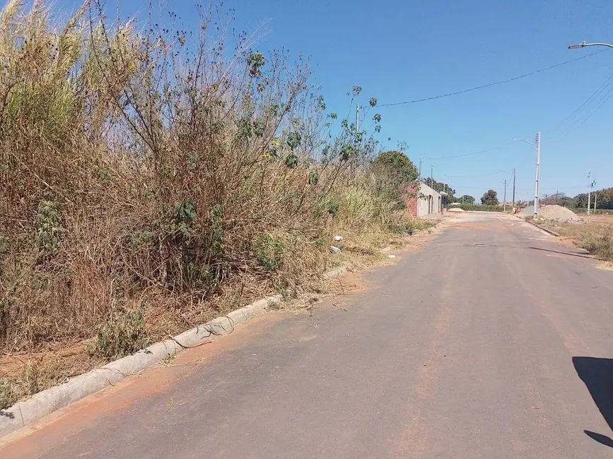Foto 2 de Terreno / Lote à venda, 420m2 em Anapolis - GO