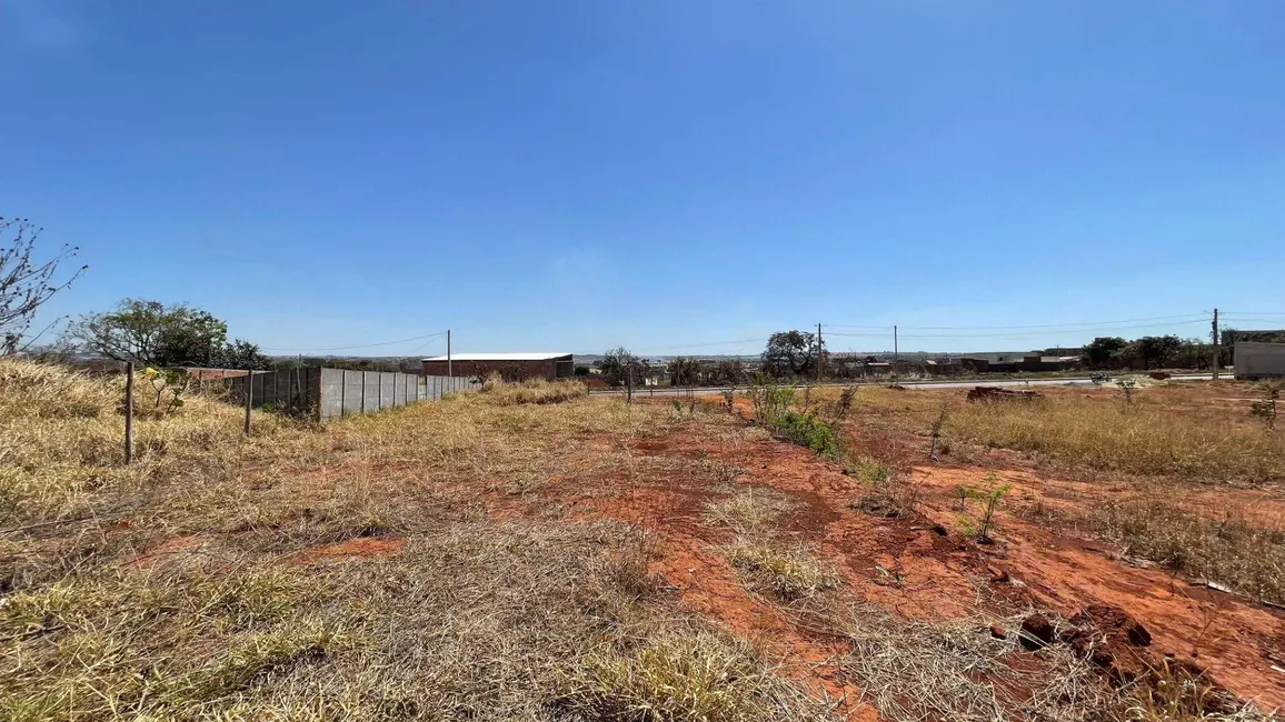 Foto 1 de Terreno / Lote à venda, 506m2 em Gran Ville, Anapolis - GO