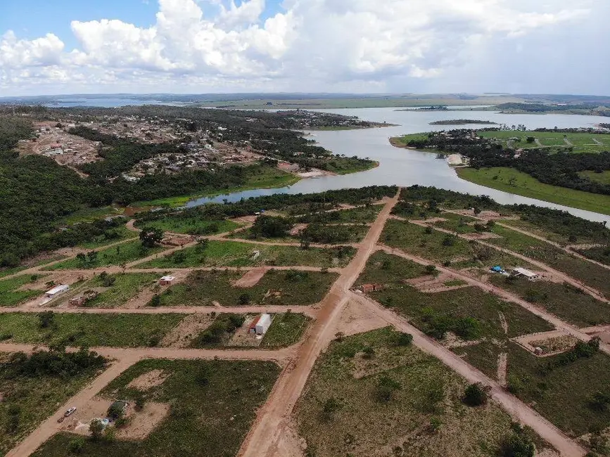 Foto 1 de Terreno / Lote à venda, 630m2 em Abadiania - GO