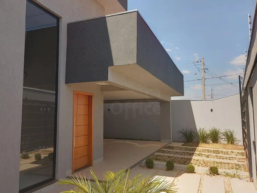 Foto 3 de Casa com 3 quartos à venda, 305m2 em Anapolis - GO
