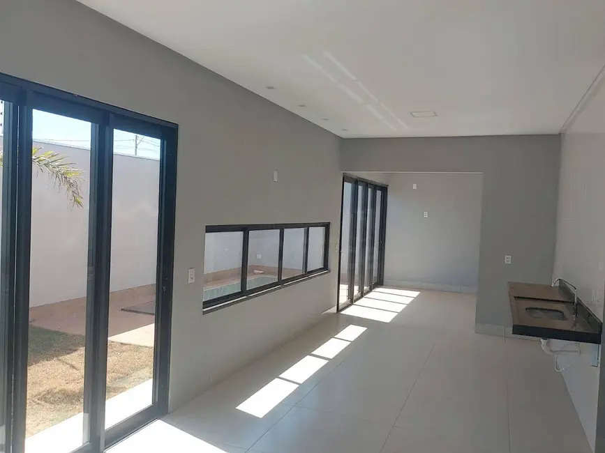 Foto 7 de Casa com 3 quartos à venda, 305m2 em Anapolis - GO
