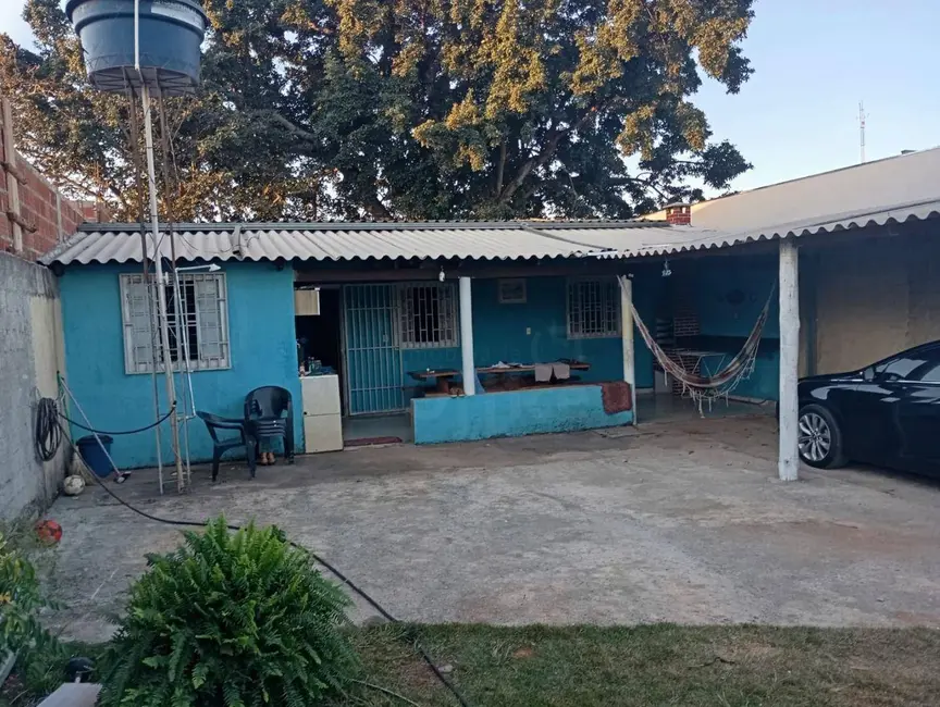 Casa com 2 quartos à venda, 220m2 em Jardim Primavera 2ª Etapa, Anapolis - GO - imagem 2 Foto 2 de Casa com 2 quartos à venda, 220m2 em Jardim Primavera 2ª Etapa, Anapolis - GO