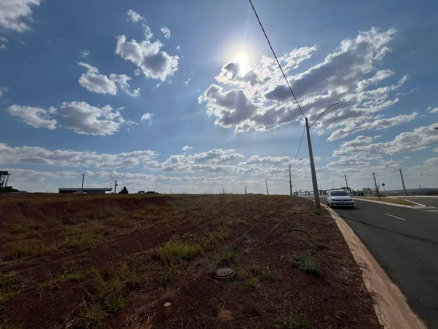 Foto 5 de Terreno / Lote à venda, 360m2 em Anapolis - GO