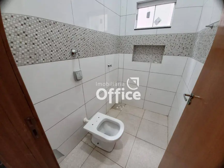 Foto 8 de Casa com 3 quartos para alugar, 300m2 em Residencial Veneza, Anapolis - GO