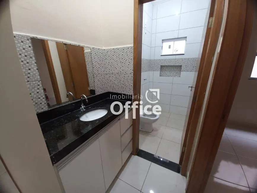 Foto 9 de Casa com 3 quartos para alugar, 300m2 em Residencial Veneza, Anapolis - GO