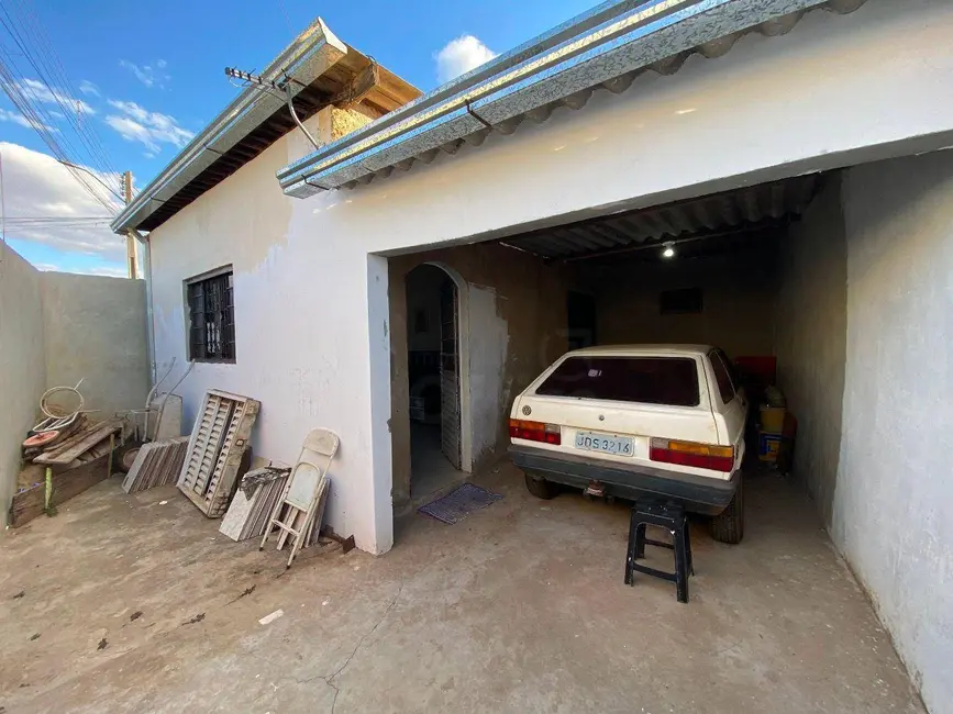 Foto 2 de Casa com 5 quartos à venda, 372m2 em Loteamento Residencial América, Anapolis - GO