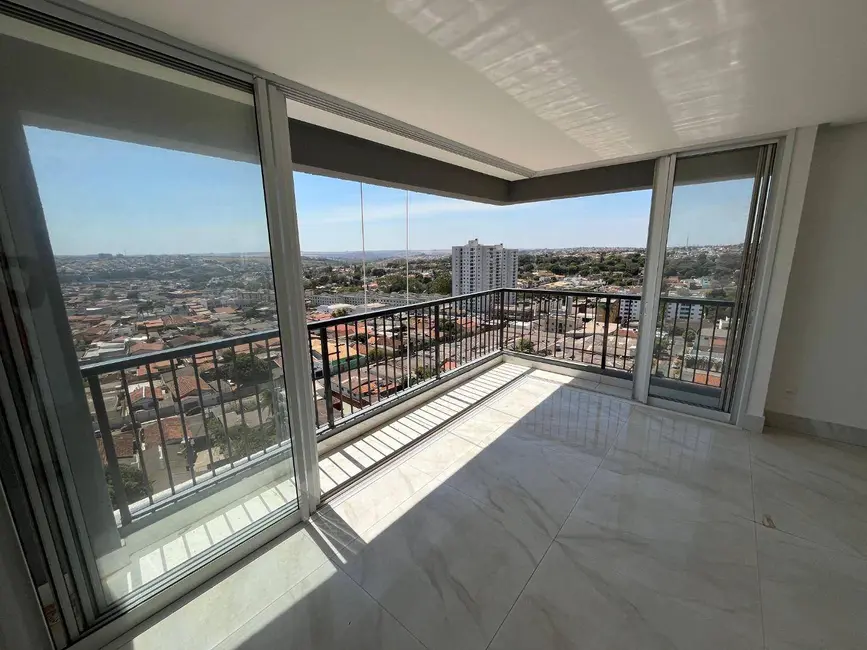 Foto 1 de Apartamento com 3 quartos à venda, 140m2 em Jundiaí, Anapolis - GO