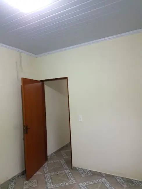 Casa com 2 quartos à venda, 150m2 em Residencial Dom Felipe, Anapolis - GO - imagem 4 Foto 4 de Casa com 2 quartos à venda, 150m2 em Residencial Dom Felipe, Anapolis - GO