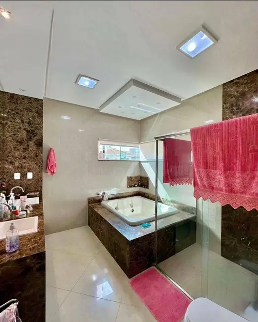 Foto 3 de Casa de Condomínio com 4 quartos à venda, 495m2 em Residencial Sun Flower, Anapolis - GO