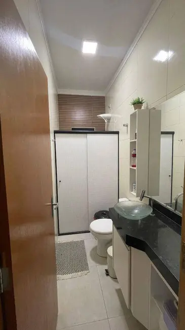 Casa com 3 quartos à venda, 150m2 em Residencial Flor do Cerrado, Anapolis - GO - imagem 7 Foto 7 de Casa com 3 quartos à venda, 150m2 em Residencial Flor do Cerrado, Anapolis - GO