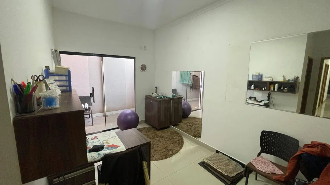 Casa com 3 quartos à venda, 150m2 em Residencial Flor do Cerrado, Anapolis - GO - imagem 6 Foto 6 de Casa com 3 quartos à venda, 150m2 em Residencial Flor do Cerrado, Anapolis - GO