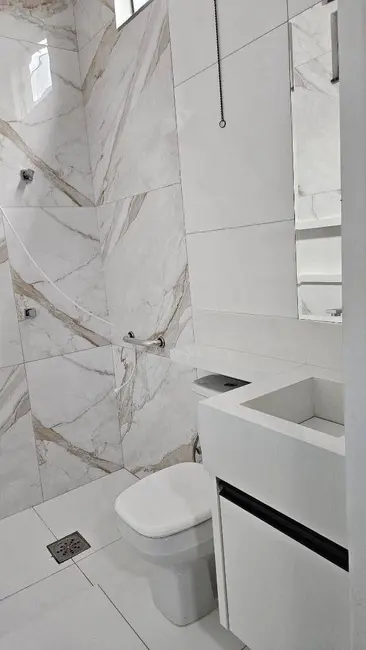 Casa com 4 quartos à venda, 420m2 em Anapolis - GO - imagem 8 Foto 8 de Casa com 4 quartos à venda, 420m2 em Anapolis - GO