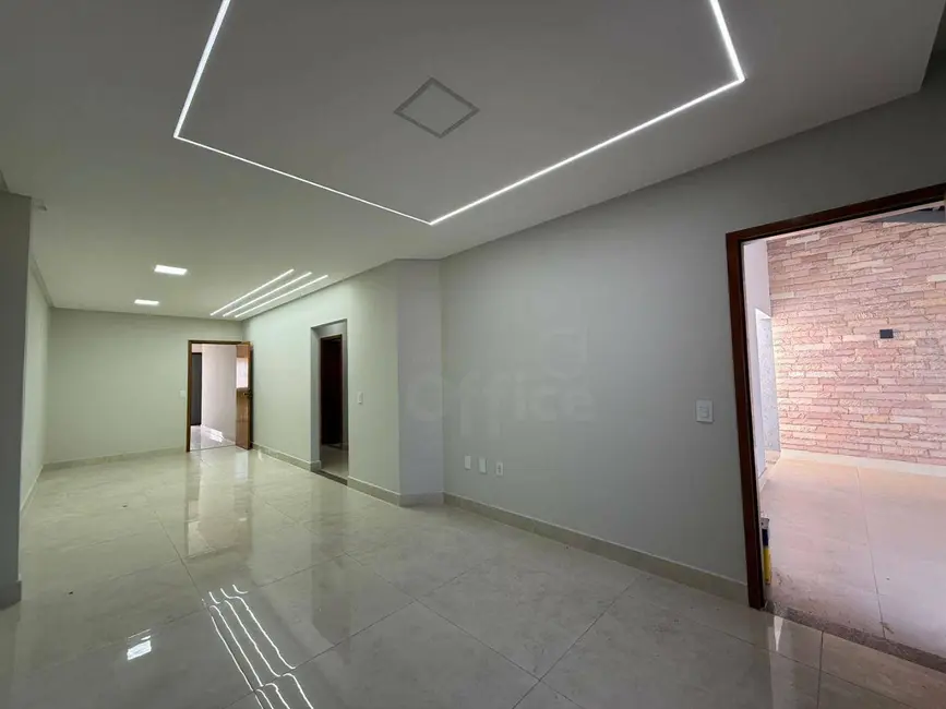 Foto 7 de Casa com 3 quartos à venda, 260m2 em Anapolis - GO