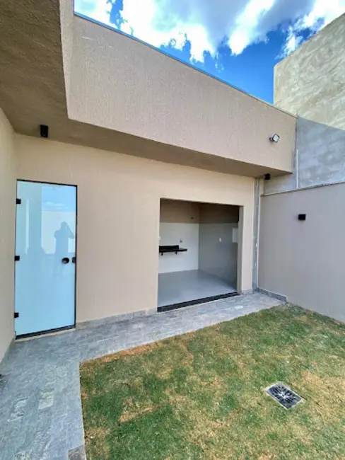 Foto 3 de Casa com 3 quartos à venda, 300m2 em Anapolis - GO
