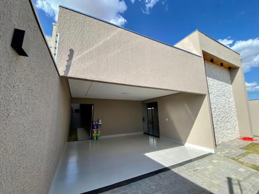 Foto 1 de Casa com 3 quartos à venda, 300m2 em Anapolis - GO