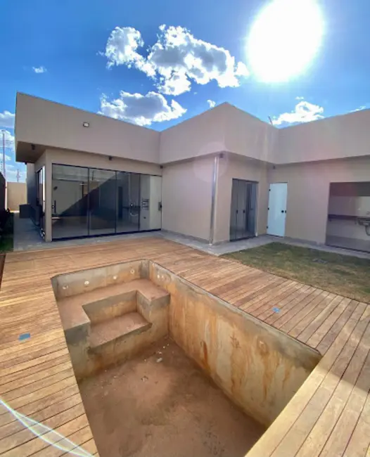 Foto 9 de Casa com 3 quartos à venda, 300m2 em Anapolis - GO