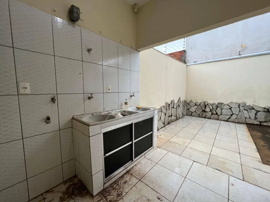 Casa com 3 quartos à venda, 200m2 em Residencial Ayrton Senna, Anapolis - GO - imagem 6 Foto 6 de Casa com 3 quartos à venda, 200m2 em Residencial Ayrton Senna, Anapolis - GO