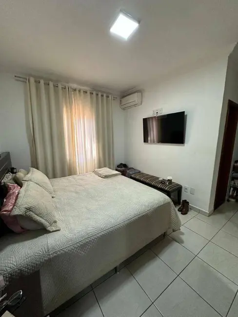 Casa com 3 quartos à venda, 300m2 em Parque Brasília 2ª Etapa, Anapolis - GO - imagem 5 Foto 5 de Casa com 3 quartos à venda, 300m2 em Parque Brasília 2ª Etapa, Anapolis - GO