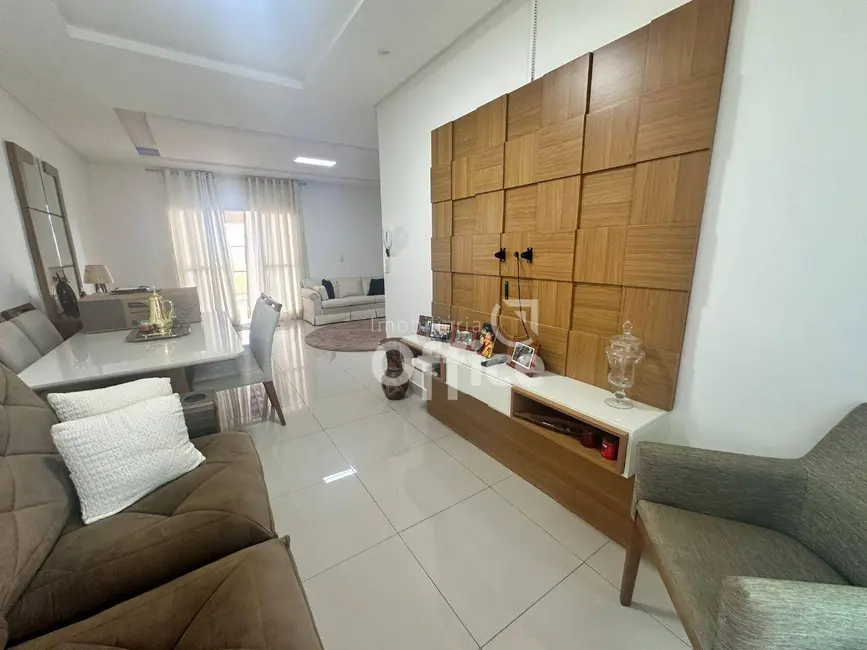 Foto 5 de Casa com 3 quartos à venda, 300m2 em Parque Brasília 2ª Etapa, Anapolis - GO