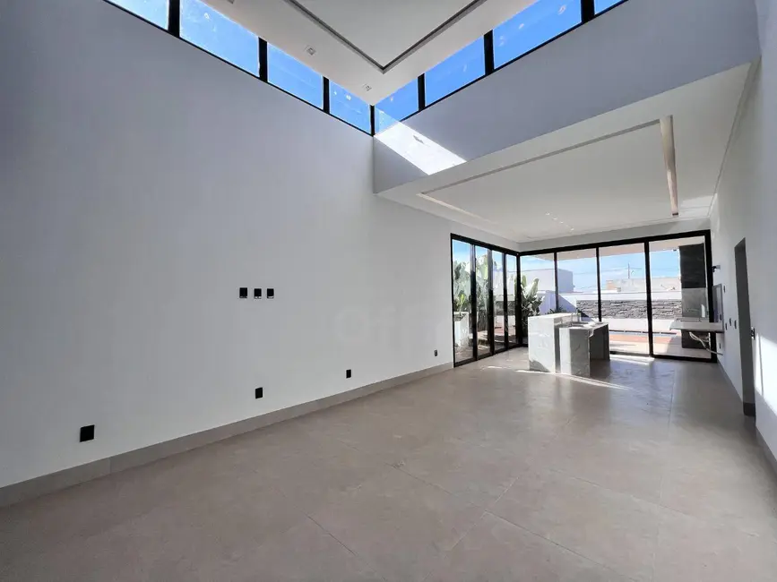 Foto 2 de Casa com 3 quartos à venda, 360m2 em Condomínio Terras Alpha Anápolis, Anapolis - GO