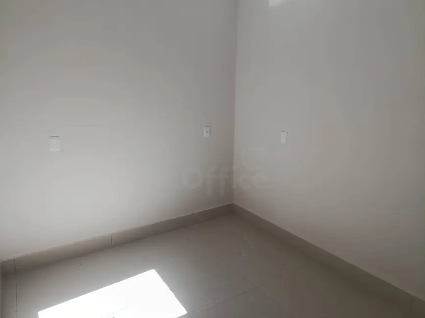 Casa com 3 quartos à venda, 100m2 em Anapolis - GO - imagem 5 Foto 5 de Casa com 3 quartos à venda, 100m2 em Anapolis - GO