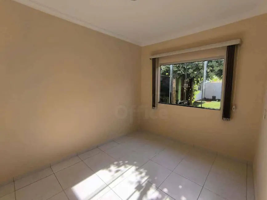 Casa com 3 quartos à venda, 360m2 em São Carlos, Anapolis - GO - imagem 9 Foto 9 de Casa com 3 quartos à venda, 360m2 em São Carlos, Anapolis - GO