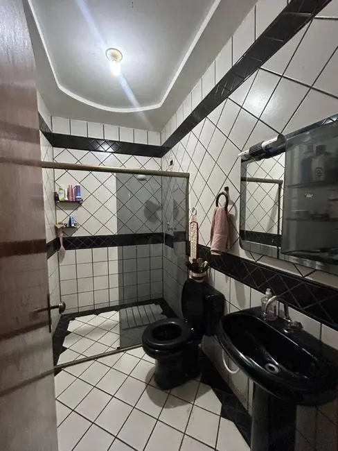 Sobrado com 4 quartos à venda, 330m2 em Setor Bougainville, Anapolis - GO - imagem 6 Foto 6 de Sobrado com 4 quartos à venda, 330m2 em Setor Bougainville, Anapolis - GO