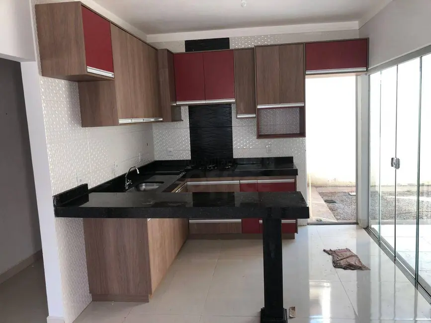 Foto 7 de Casa com 3 quartos à venda, 150m2 em Parque dos Pirineus, Anapolis - GO