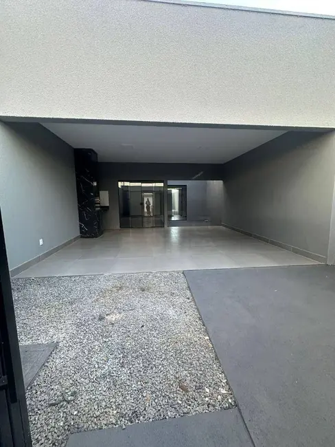 Foto 2 de Casa com 2 quartos à venda, 150m2 em Anapolis - GO
