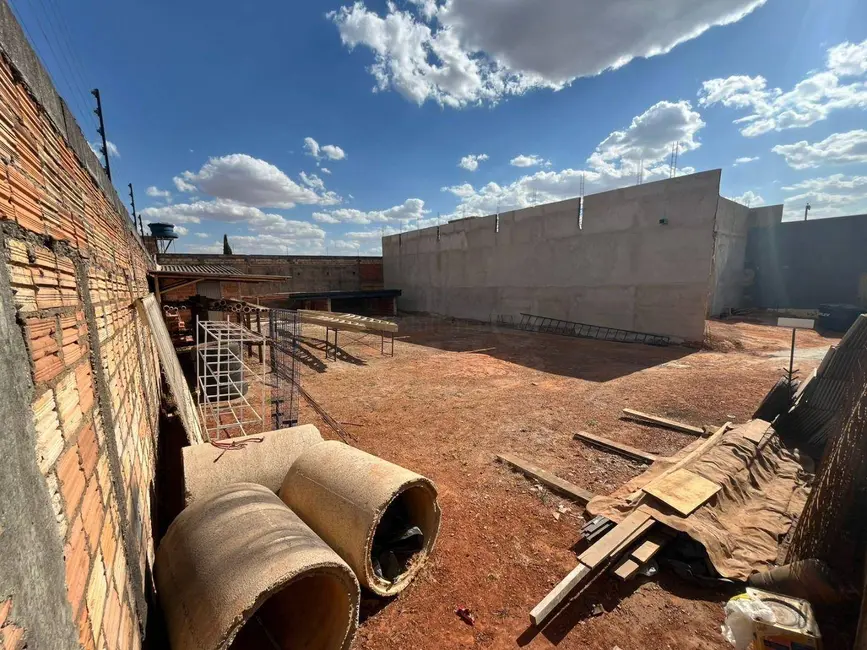 Foto 3 de Terreno / Lote à venda, 300m2 em Residencial Flamboyant, Anapolis - GO