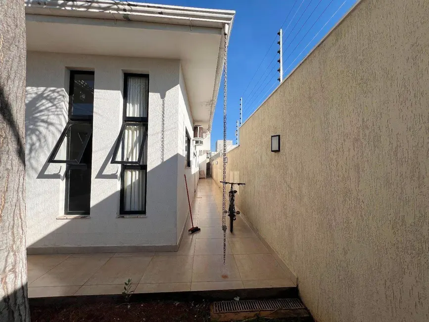 Casa com 3 quartos à venda, 360m2 em Anápolis City, Anapolis - GO - imagem 6 Foto 6 de Casa com 3 quartos à venda, 360m2 em Anápolis City, Anapolis - GO