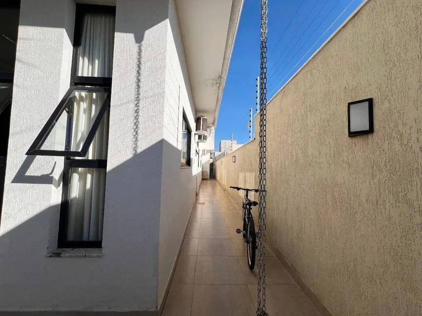 Casa com 3 quartos à venda, 360m2 em Anápolis City, Anapolis - GO - imagem 7 Foto 7 de Casa com 3 quartos à venda, 360m2 em Anápolis City, Anapolis - GO