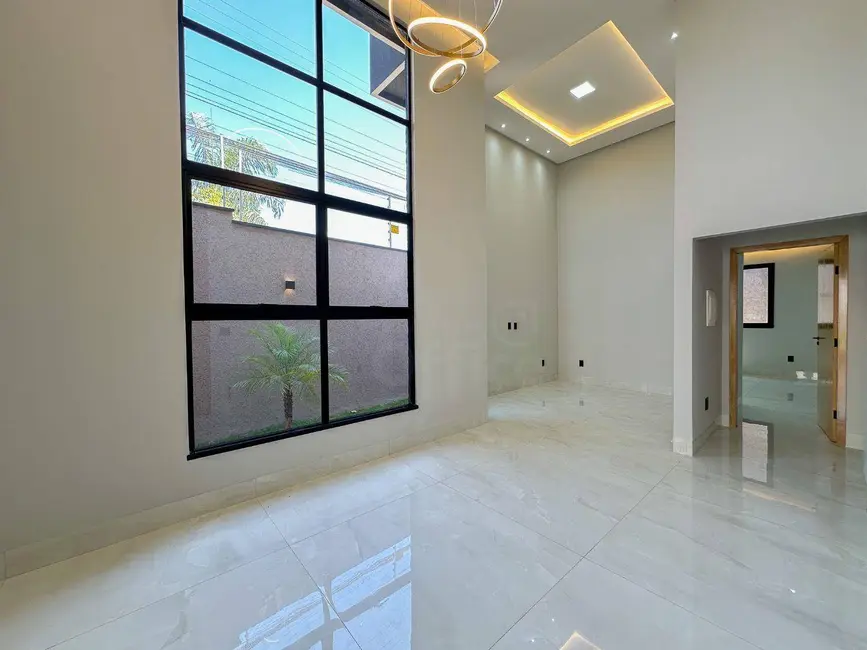 Casa com 3 quartos à venda, 292m2 em Residencial Ayrton Senna, Anapolis - GO - imagem 5 Foto 5 de Casa com 3 quartos à venda, 292m2 em Residencial Ayrton Senna, Anapolis - GO