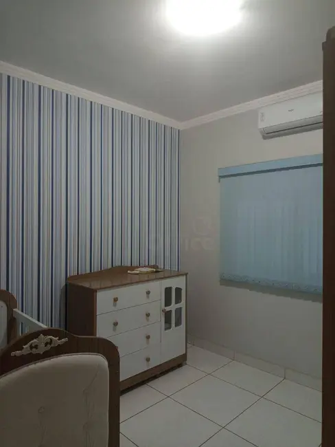 Casa com 3 quartos à venda, 150m2 em Setor Residencial das Rosas, Anapolis - GO - imagem 7 Foto 7 de Casa com 3 quartos à venda, 150m2 em Setor Residencial das Rosas, Anapolis - GO