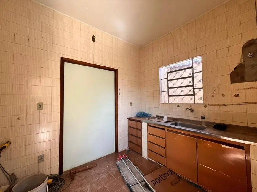 Foto 15 de Casa para alugar, 1107m2 em Jundiaí, Anapolis - GO