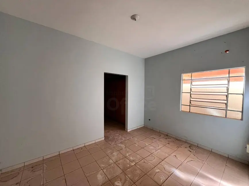 Foto 9 de Casa para alugar, 1107m2 em Jundiaí, Anapolis - GO