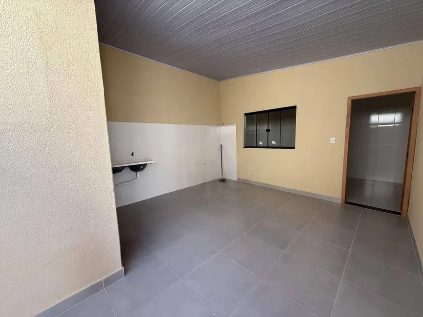 Foto 2 de Casa com 3 quartos à venda, 360m2 em Maracanã, Anapolis - GO