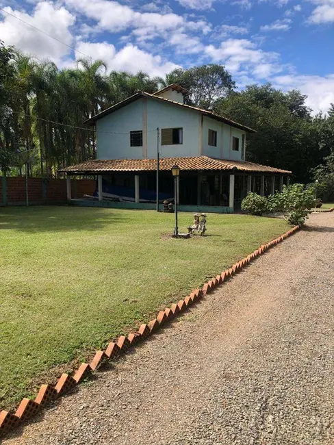Foto 1 de Sobrado com 3 quartos à venda, 500m2 em Abadiania - GO