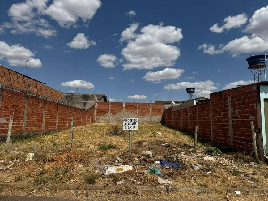 Foto 3 de Terreno / Lote à venda, 300m2 em Parque dos Pirineus, Anapolis - GO