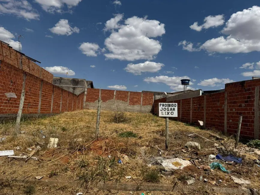 Foto 2 de Terreno / Lote à venda, 300m2 em Parque dos Pirineus, Anapolis - GO