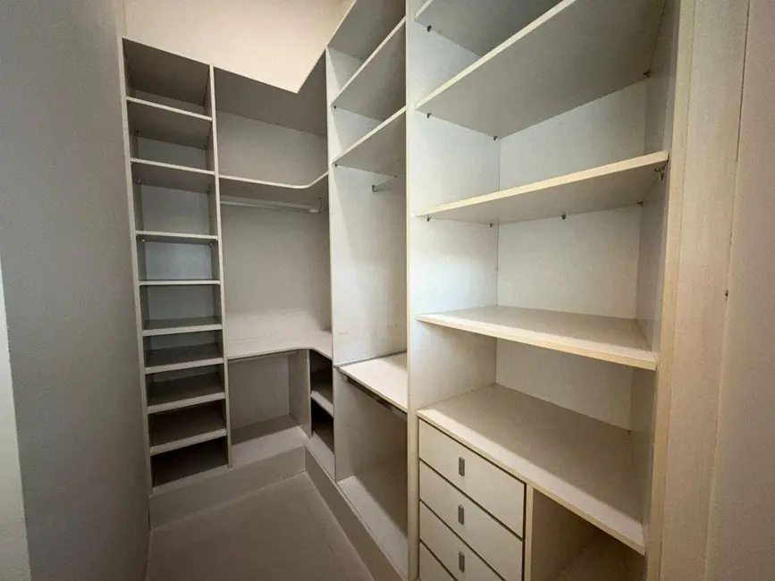 Foto 8 de Casa com 3 quartos à venda, 330m2 em Residencial Anaville, Anapolis - GO