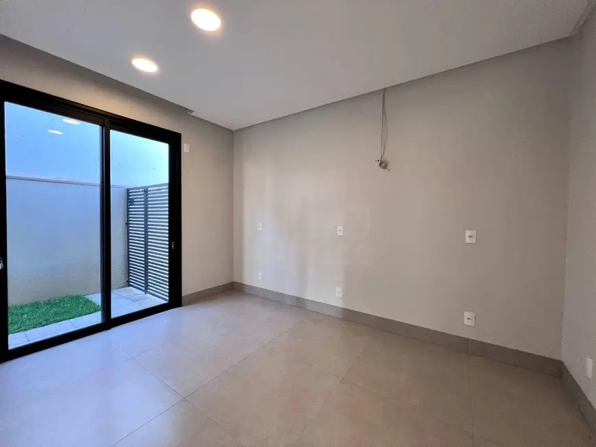 Foto 7 de Sobrado com 4 quartos à venda, 720m2 em Anapolis - GO