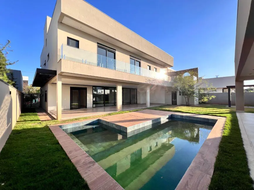 Foto 9 de Sobrado com 4 quartos à venda, 720m2 em Anapolis - GO