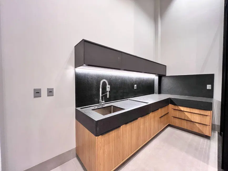 Foto 6 de Casa de Condomínio com 3 quartos à venda, 490m2 em Residencial Anaville, Anapolis - GO