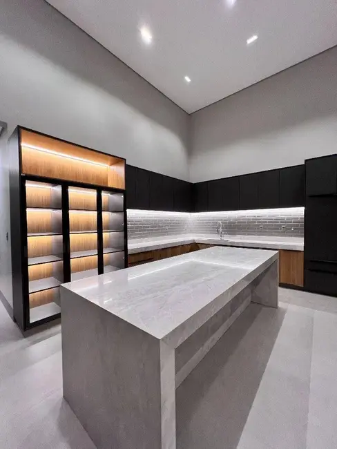 Foto 3 de Casa de Condomínio com 3 quartos à venda, 490m2 em Residencial Anaville, Anapolis - GO