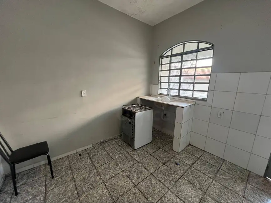 Kitnet com 1 quarto para alugar, 32m2 em Cidade Universitária, Anapolis - GO - imagem 6 Foto 6 de Kitnet com 1 quarto para alugar, 32m2 em Cidade Universitária, Anapolis - GO